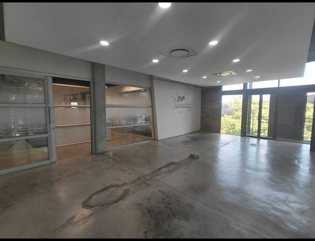 440M² OFFICE TO LET IN BRYANSTON